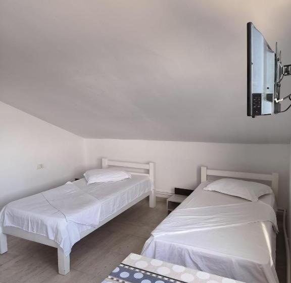 Pensjonat Vila Gherghisan