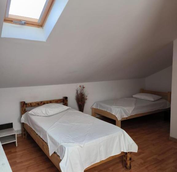 Pensjonat Vila Gherghisan