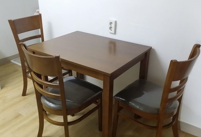 Guest House Godo  Hostel