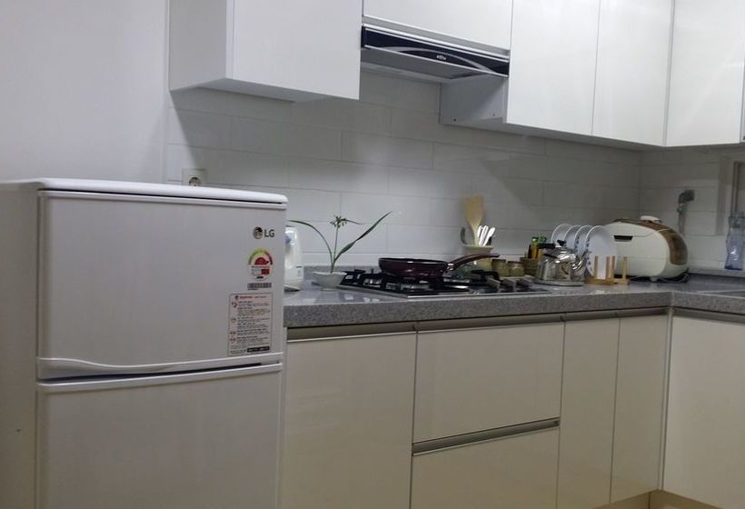 Guest House Godo  Hostel