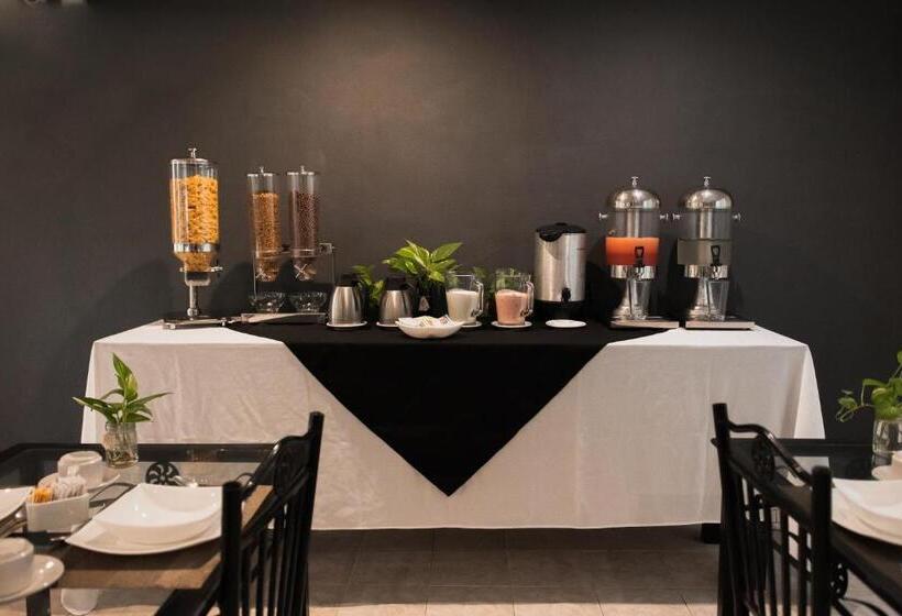 مبيت وإفطار Che Suites Playa Adults Only