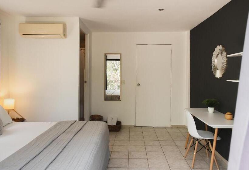 مبيت وإفطار Che Suites Playa Adults Only