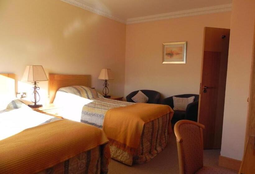 تختخواب و صبحانه Shelmalier House