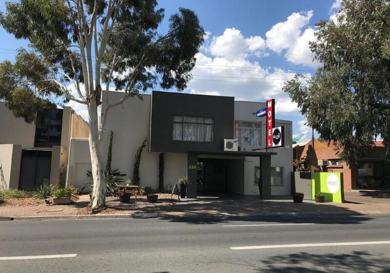 Hello Adelaide Motel And Apartments