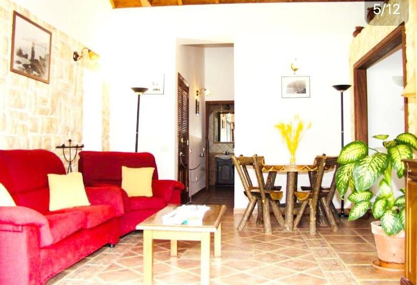 House With Sea And Mountain View In Hermigua