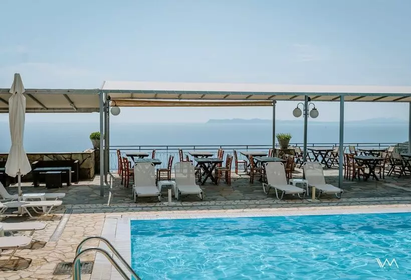 ホテル Arilla Beach