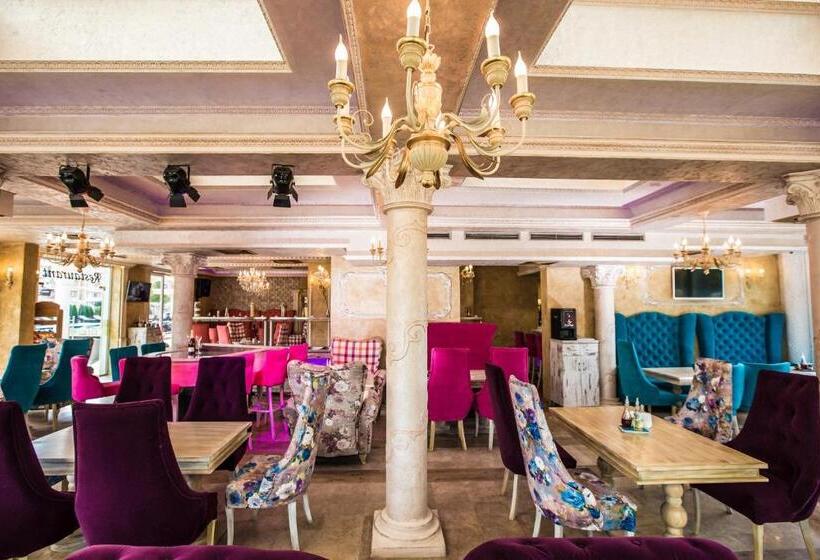 בית מלון כפרי Avenue Deluxe