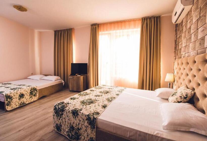 בית מלון כפרי Avenue Deluxe