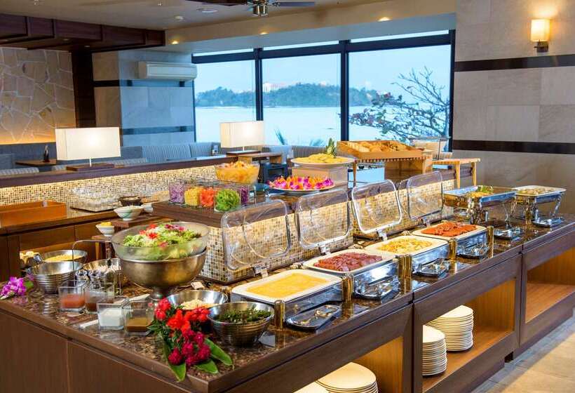 בית מלון כפרי Best Western Okinawa Kouki Beach