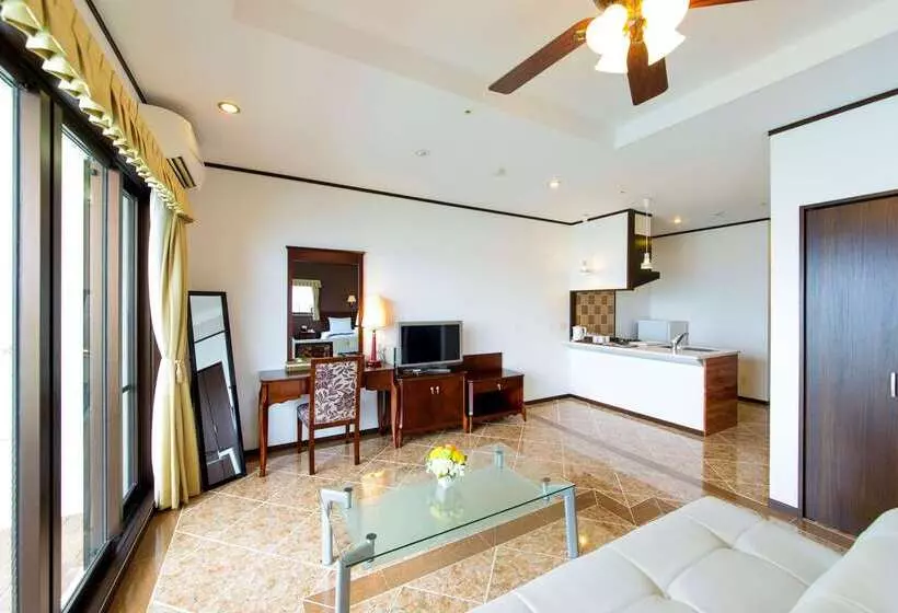 هتل Best Western Okinawa Kouki Beach