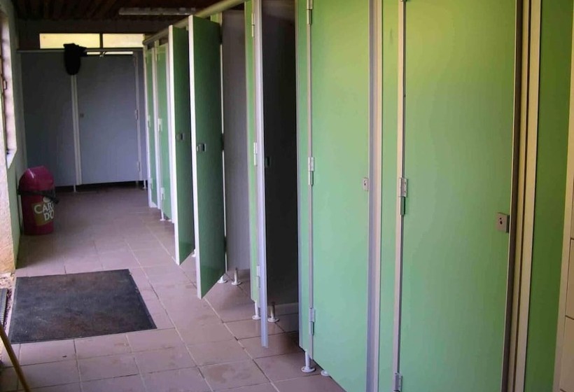 בית מלון כפרי Camping De La Croix D'arles