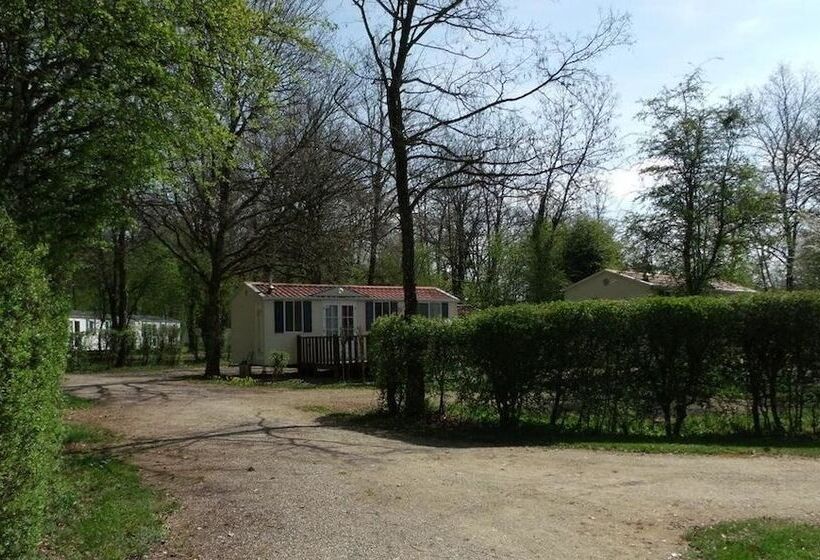 בית מלון כפרי Camping De La Croix D'arles