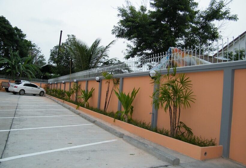 هتل Fundee 1 Mansion