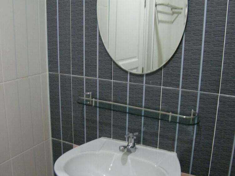 هتل Fundee 1 Mansion