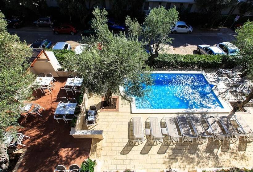 هتل Harmony by Aycon