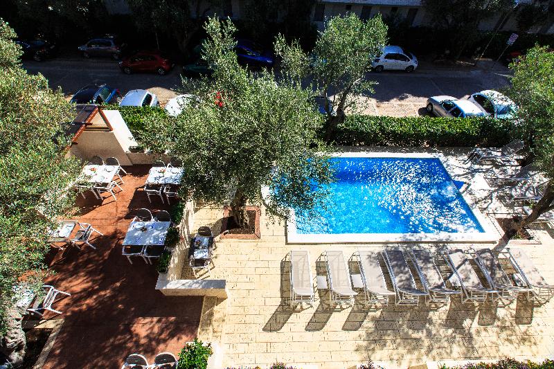 هتل Harmony by Aycon