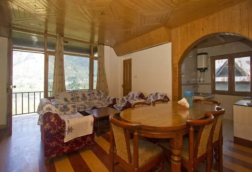 ホテル Himalayan Chalet Simsa Manali
