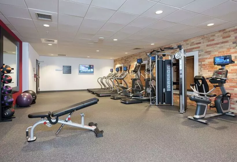 ホテル Homewood Suites By Hilton Grand Rapids Downtown