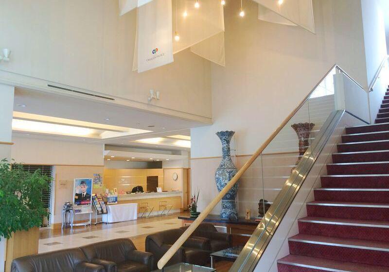 בית מלון כפרי Okhotsk Palace