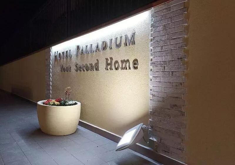 ホテル Palladium