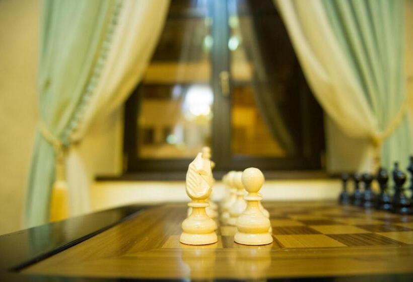 Отель Regal 1880