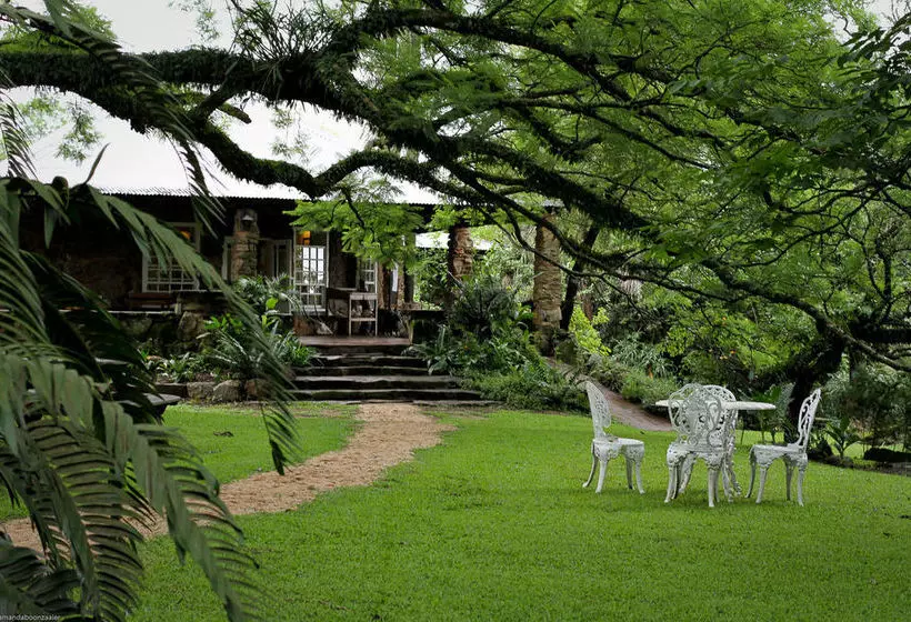 هتل Reilly's Rock Hilltop Lodge