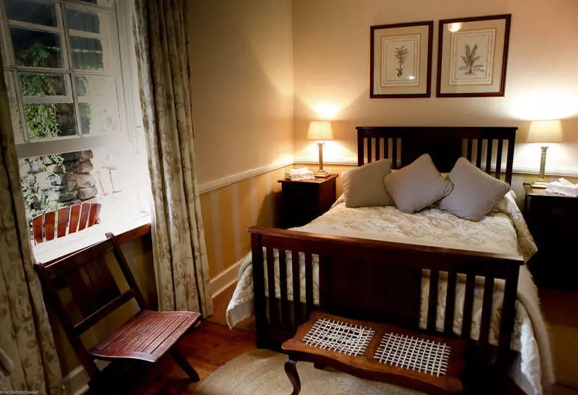 هتل Reilly's Rock Hilltop Lodge