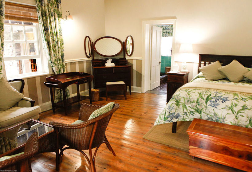 Отель Reilly's Rock Hilltop Lodge