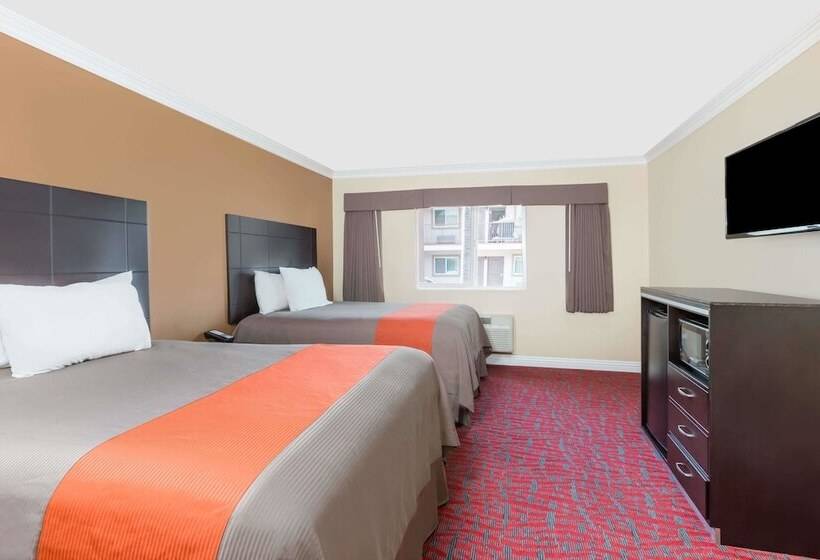 酒店 Travelodge Inn & Suites By Wyndham Bell Los Angeles Area