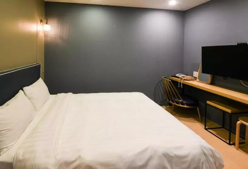 Urban Island Hotel Jeju