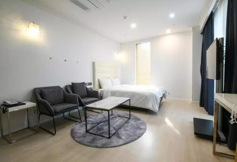 Urban Island Hotel Jeju