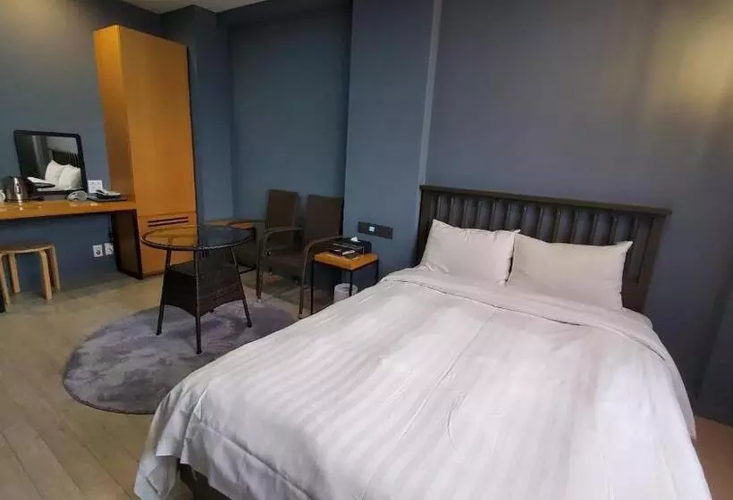 Urban Island Hotel Jeju