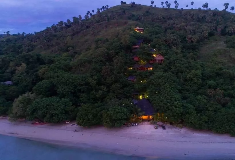 هتل Waecicu Eden Beach