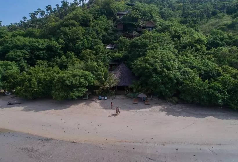 هتل Waecicu Eden Beach