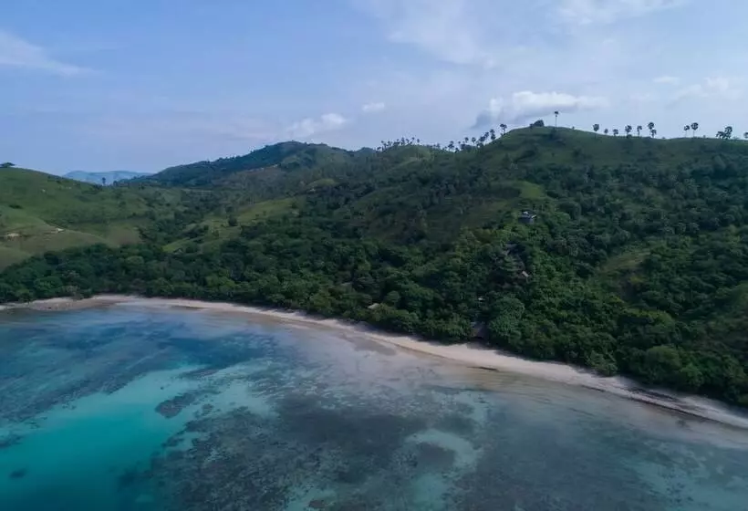 هتل Waecicu Eden Beach