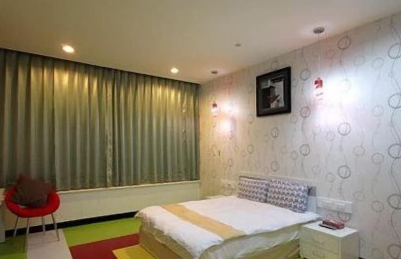 Pensão 85 Happy Holiday