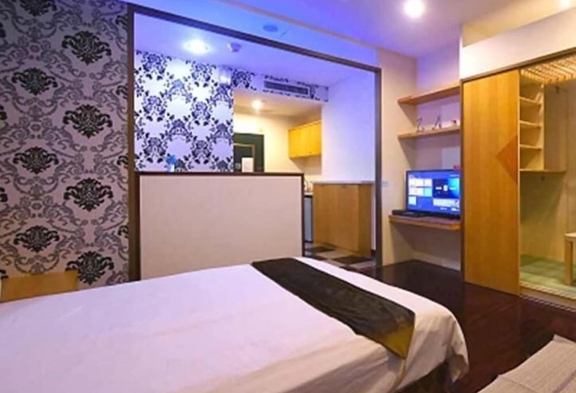 Pensão 85 Happy Holiday