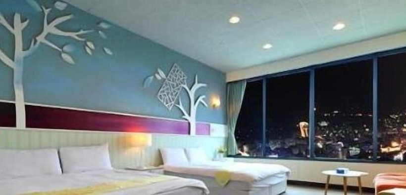 Pensão 85 Happy Holiday