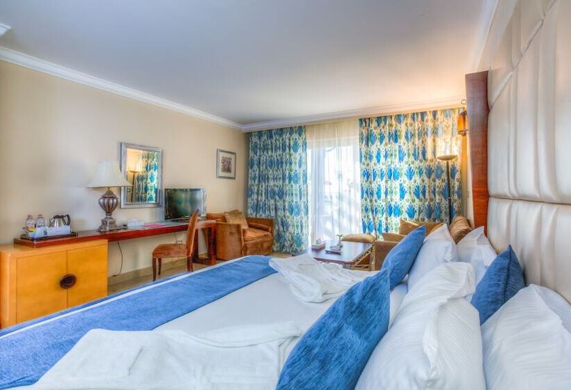 Porto Matrouh Beach Resort