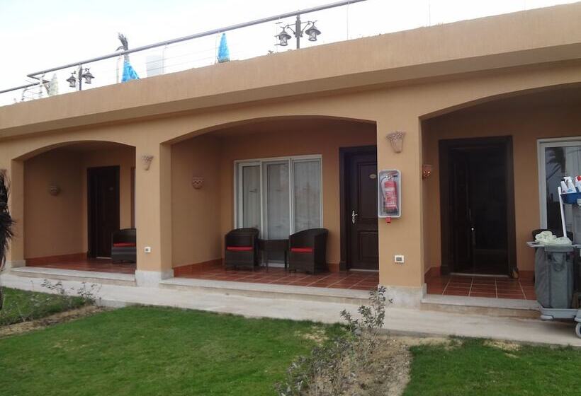 Porto Matrouh Beach Resort