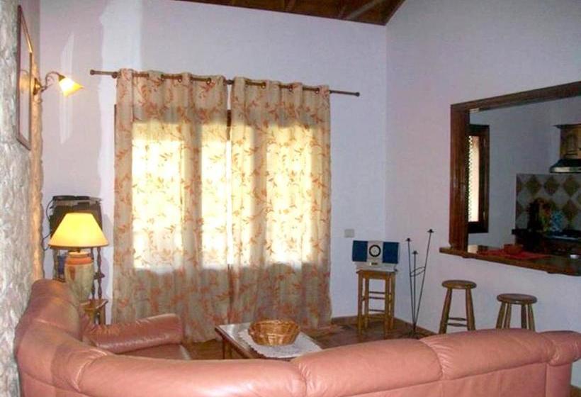 House With Sea And Mountain View In Hermigua