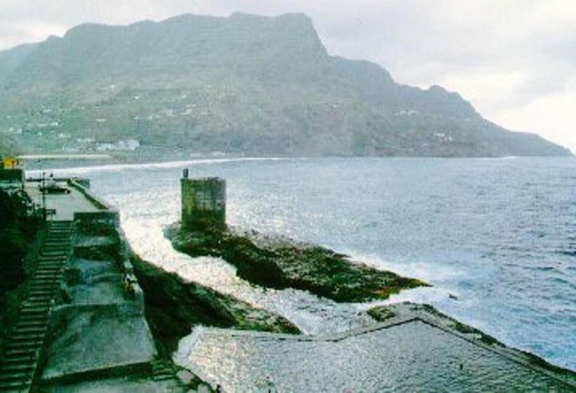House With Sea And Mountain View In Hermigua