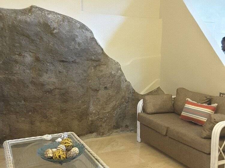 The Apartments At Jolly Castle