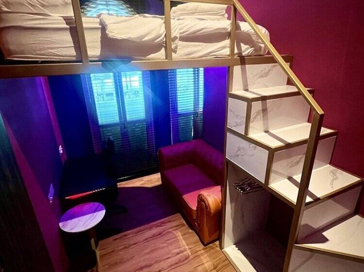 هتل Arena Esports @ Orchard