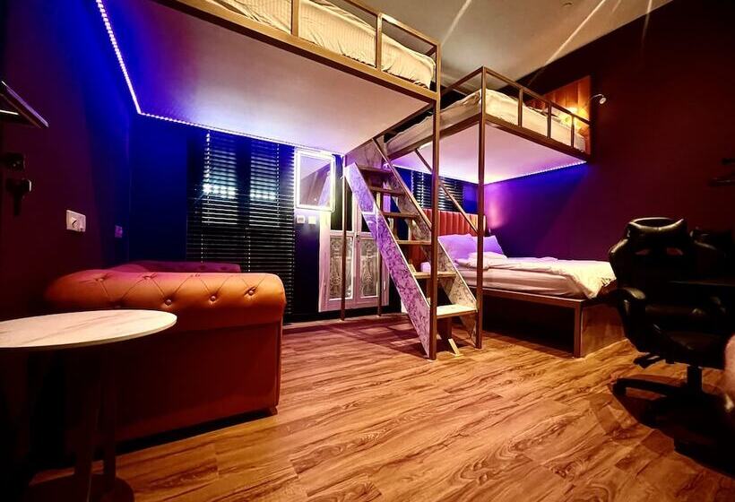 هتل Arena Esports @ Orchard