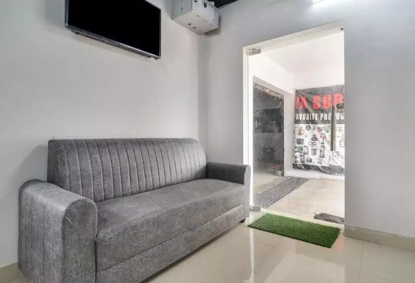 ホテル Super Oyo Flagship Prime Residency