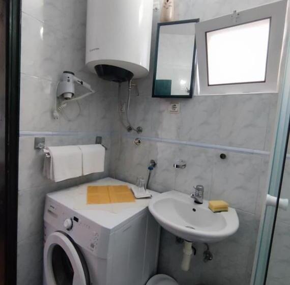 پانسیون Apartmani Fortunela