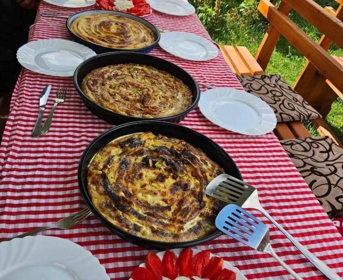 تختخواب و صبحانه Kapija Lukomira