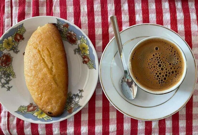 تختخواب و صبحانه Kapija Lukomira