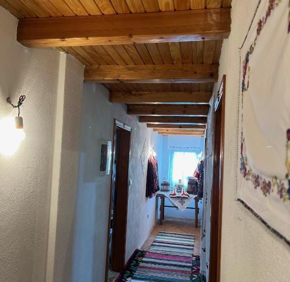 تختخواب و صبحانه Kapija Lukomira